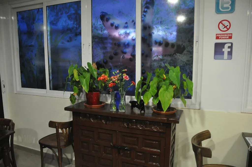 Hostal Temático El Cid Fuengirola Affittacamere