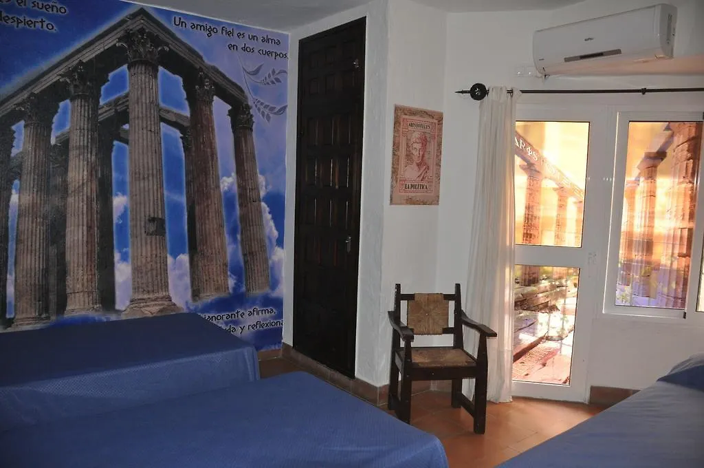 Hostal Temático El Cid Fuengirola Affittacamere
