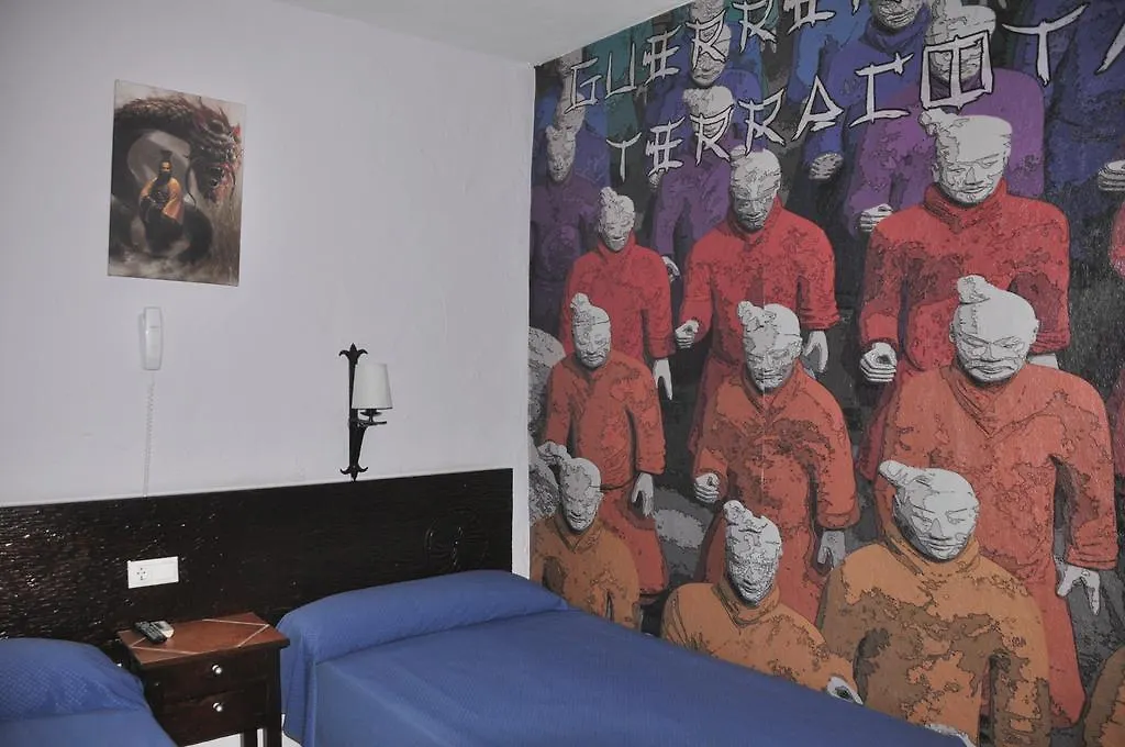 Hostal Temático El Cid Fuengirola Spagna