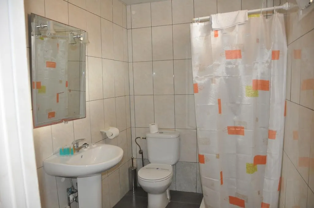 Affittacamere Hostal Temático El Cid Fuengirola