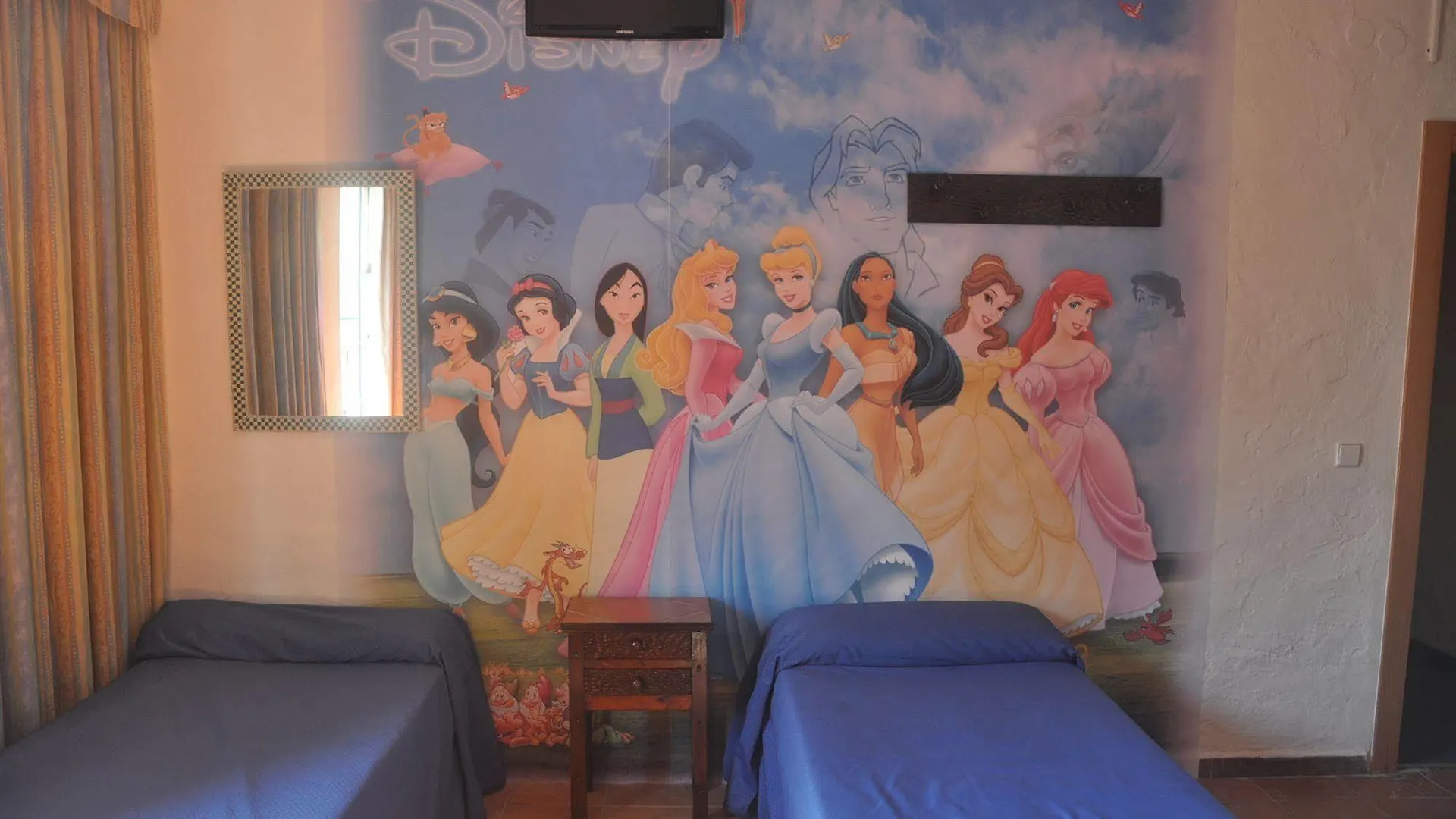 Affittacamere Hostal Temático El Cid Fuengirola
