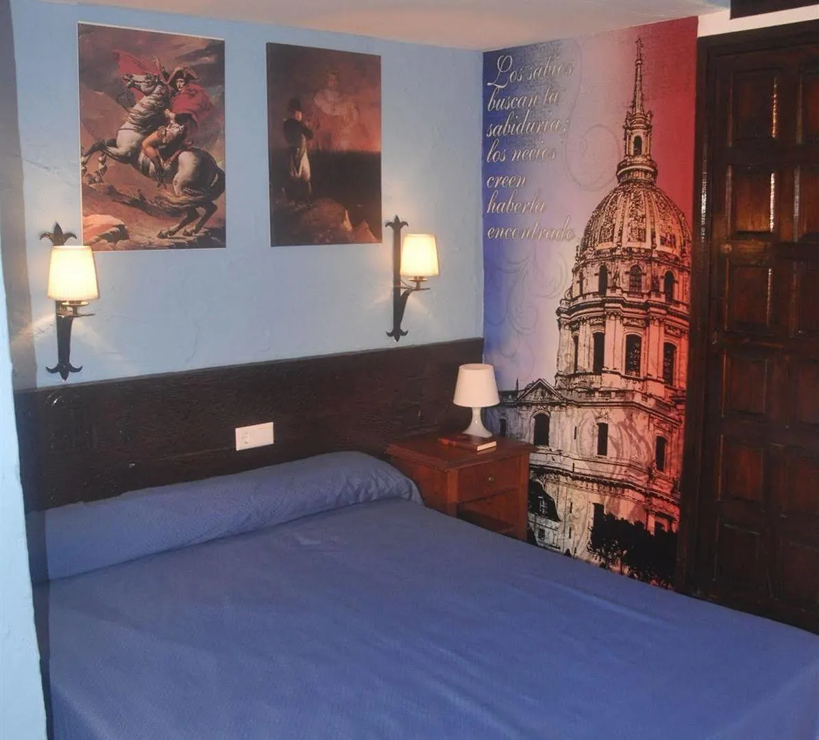 Hostal Temático El Cid Fuengirola Affittacamere