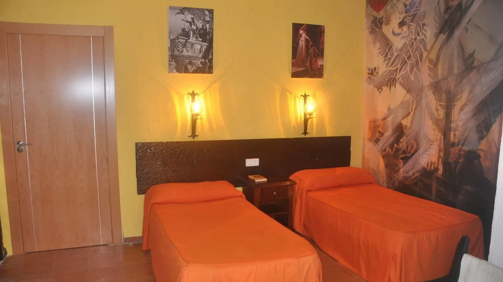 ** Affittacamere Hostal Temático El Cid Fuengirola Spagna