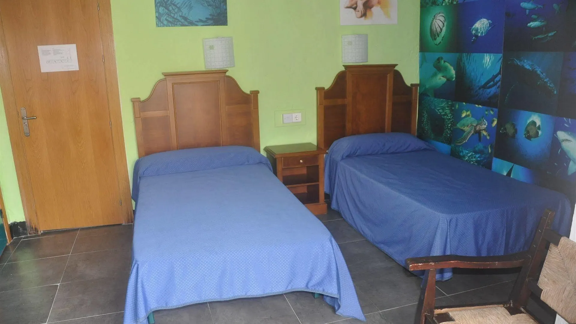 Affittacamere Hostal Temático El Cid Fuengirola
