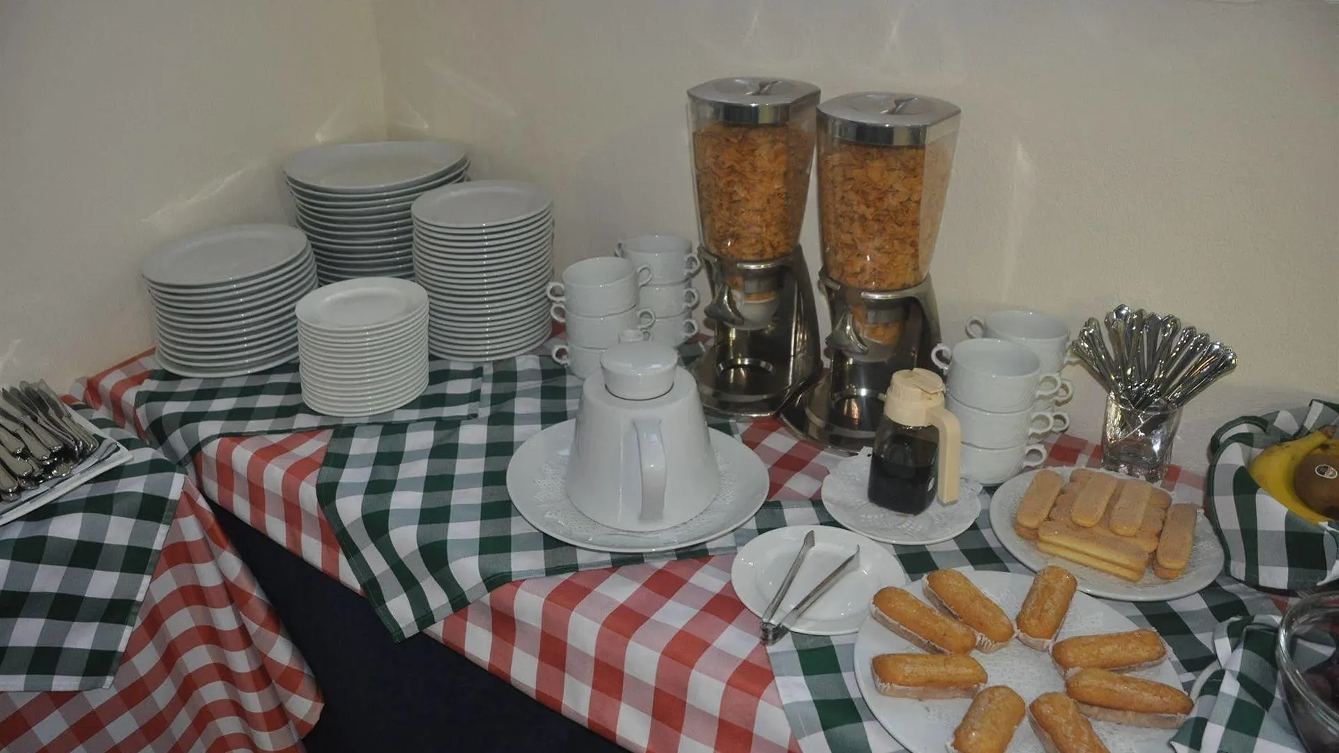 Hostal Temático El Cid Fuengirola Affittacamere